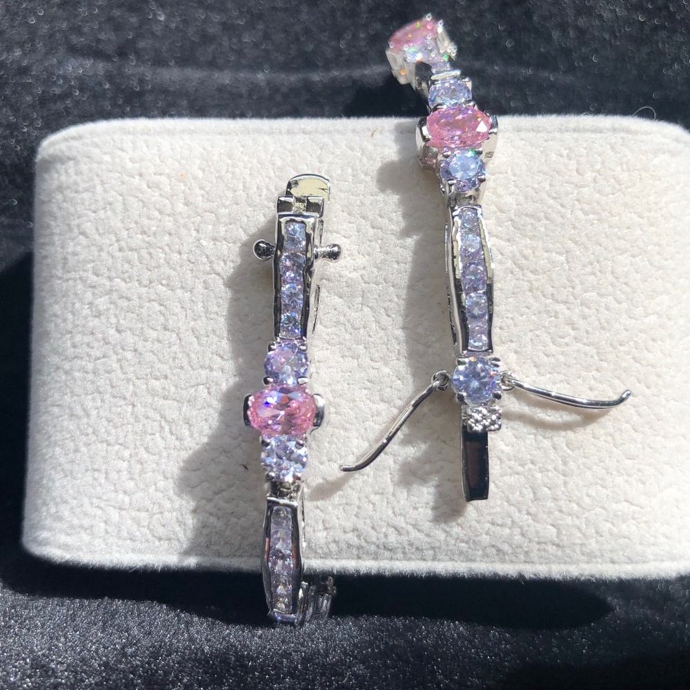 BRACELET WITH SEMI PRECIOUS STONES AND CRYSTALS, SET IN 925 SILVER, NWOT